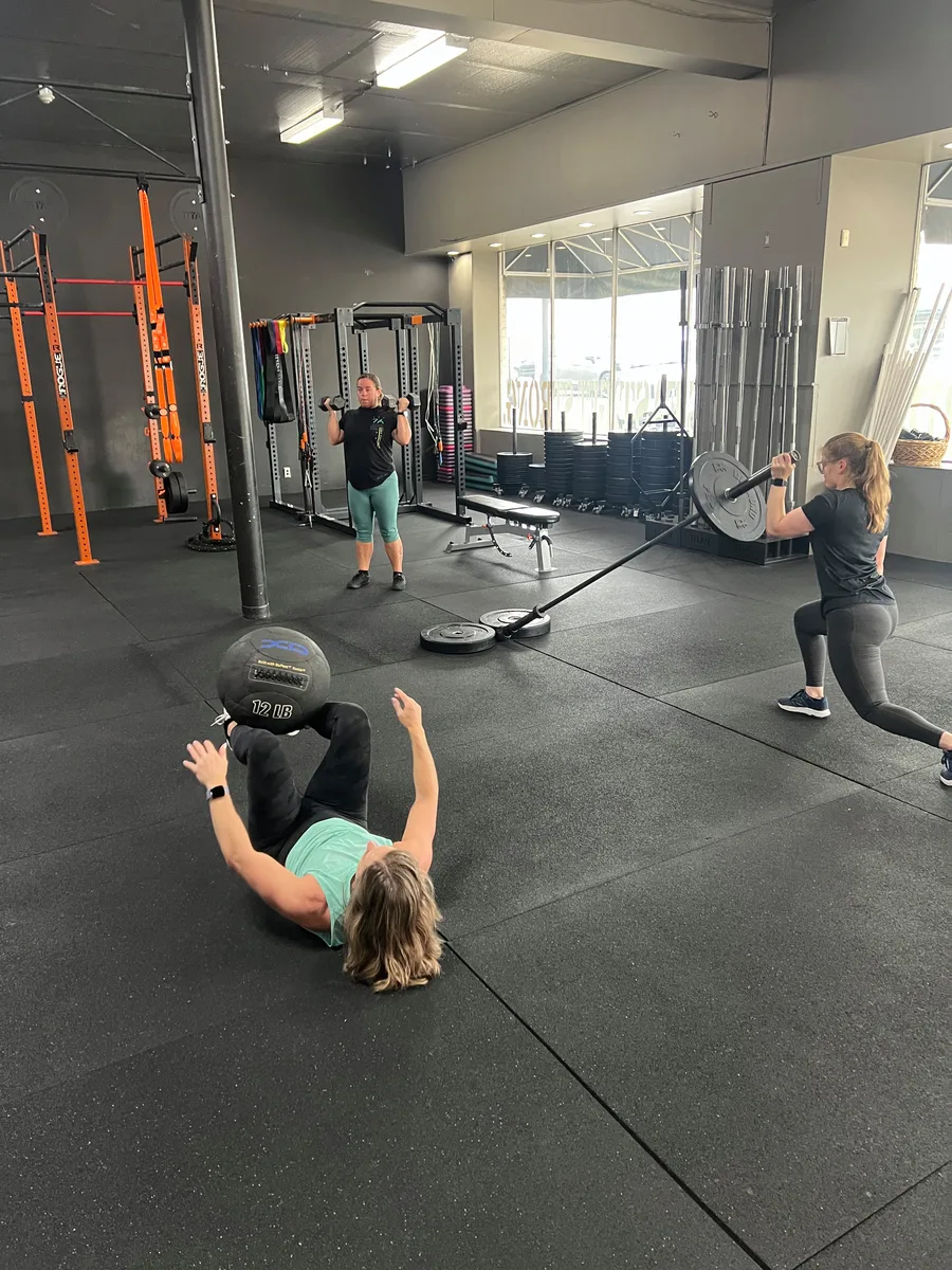 Group training session in action at World Gym Oregon
